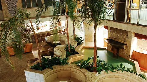 Carlton Hotel Brasilia 4*,