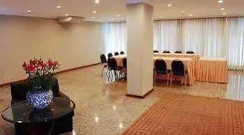 Carlton Hotel Brasília 4*,