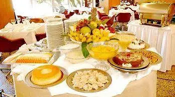 Carlton Hotel Brasilia 4*,