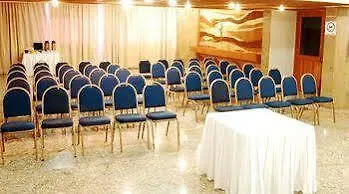 Carlton Hotel Brasilia 4*,